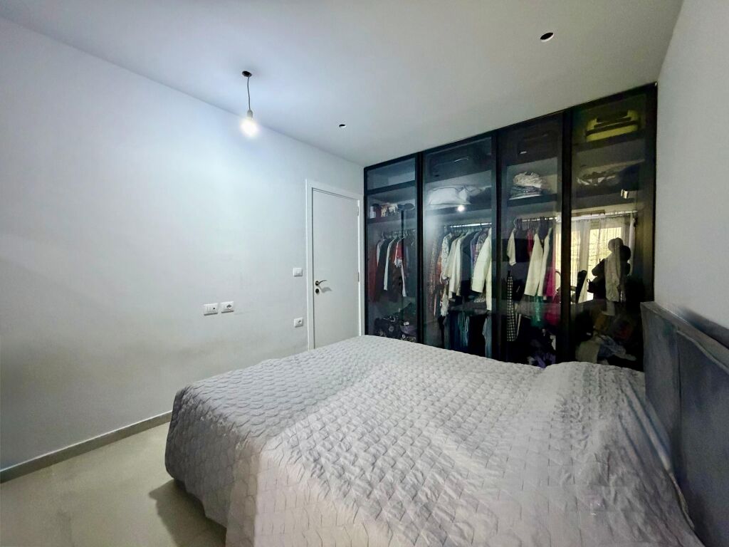 Shitet apartament 1+1 tek Kodra e Diellit