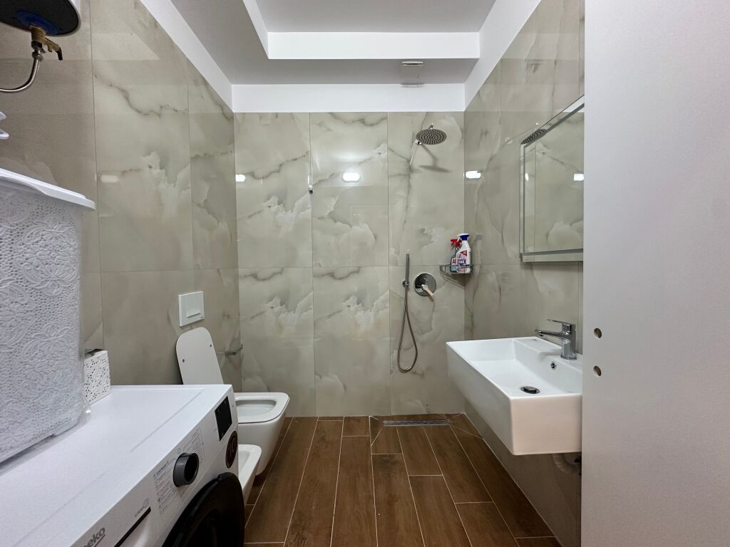 Appartamento in affitto a lungo termine Vlore