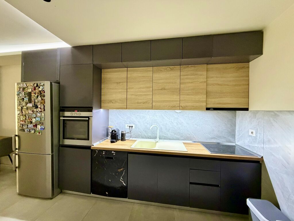 Shitet apartament 1+1 tek Kodra e Diellit