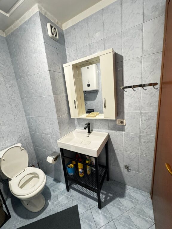 Jepet me qira 2+1+1 Perballe Delijorgjit 650 mije leke