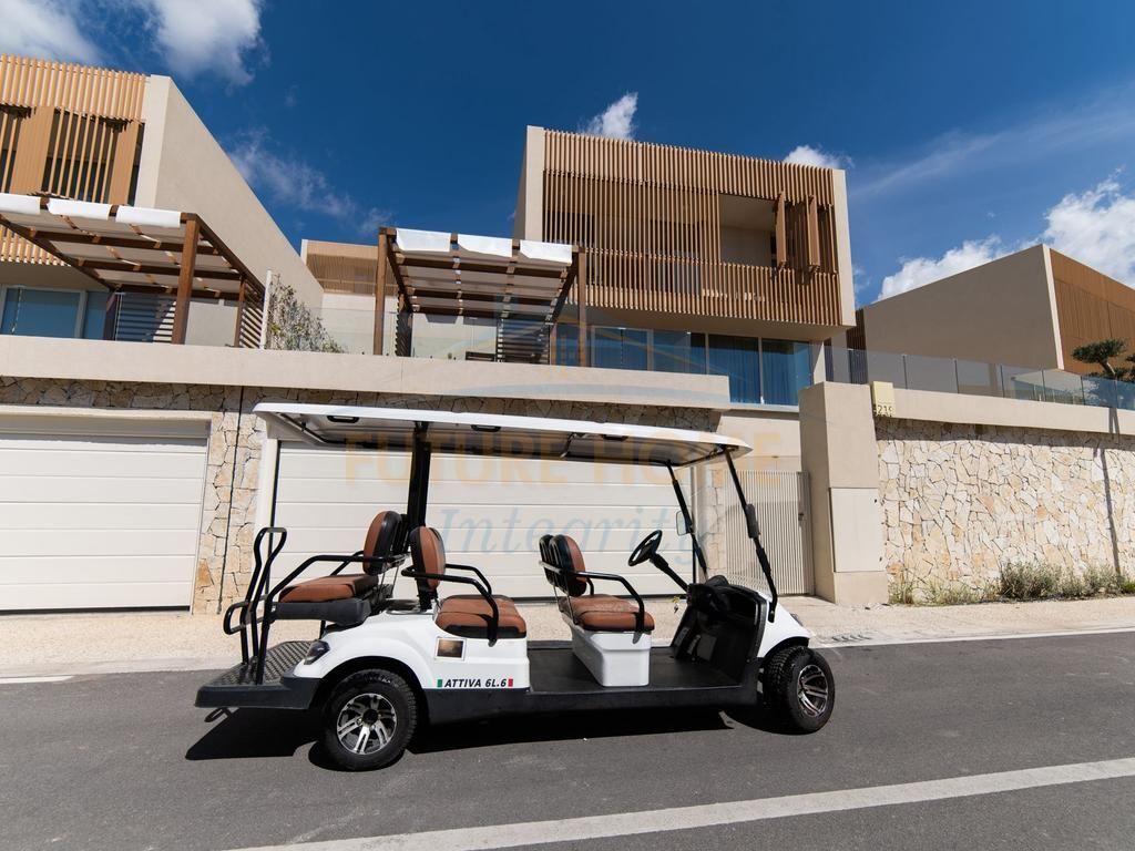 Shitet, Vilë Individuale, Green Coast I, Palasë.