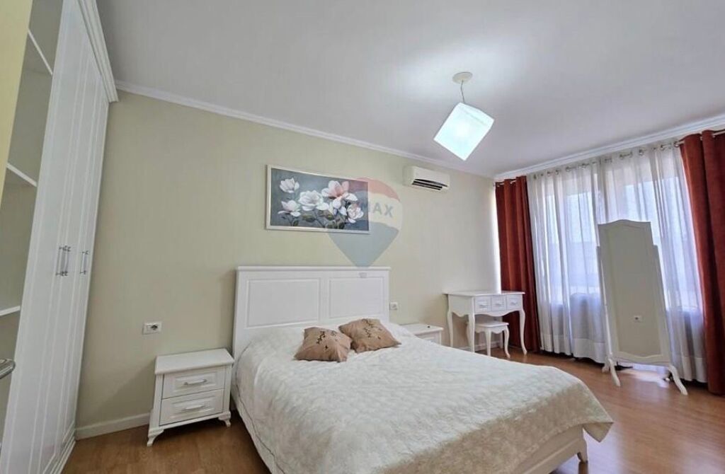 Apartament - Për Shitje - Stacioni i Trenit, Tiranë ID: 530201001-834