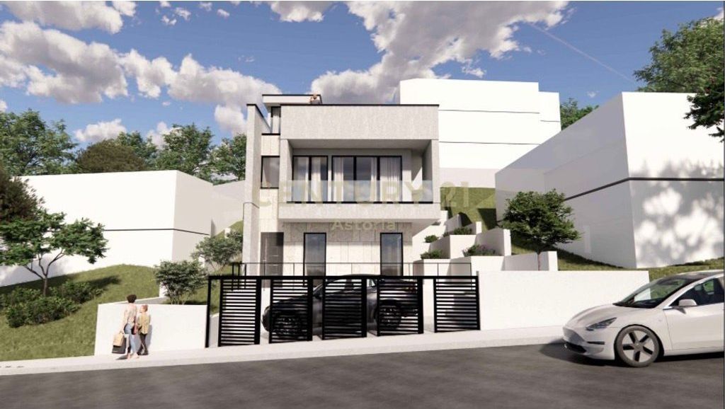 Vilë Moderne 2-Katëshe për Shitje