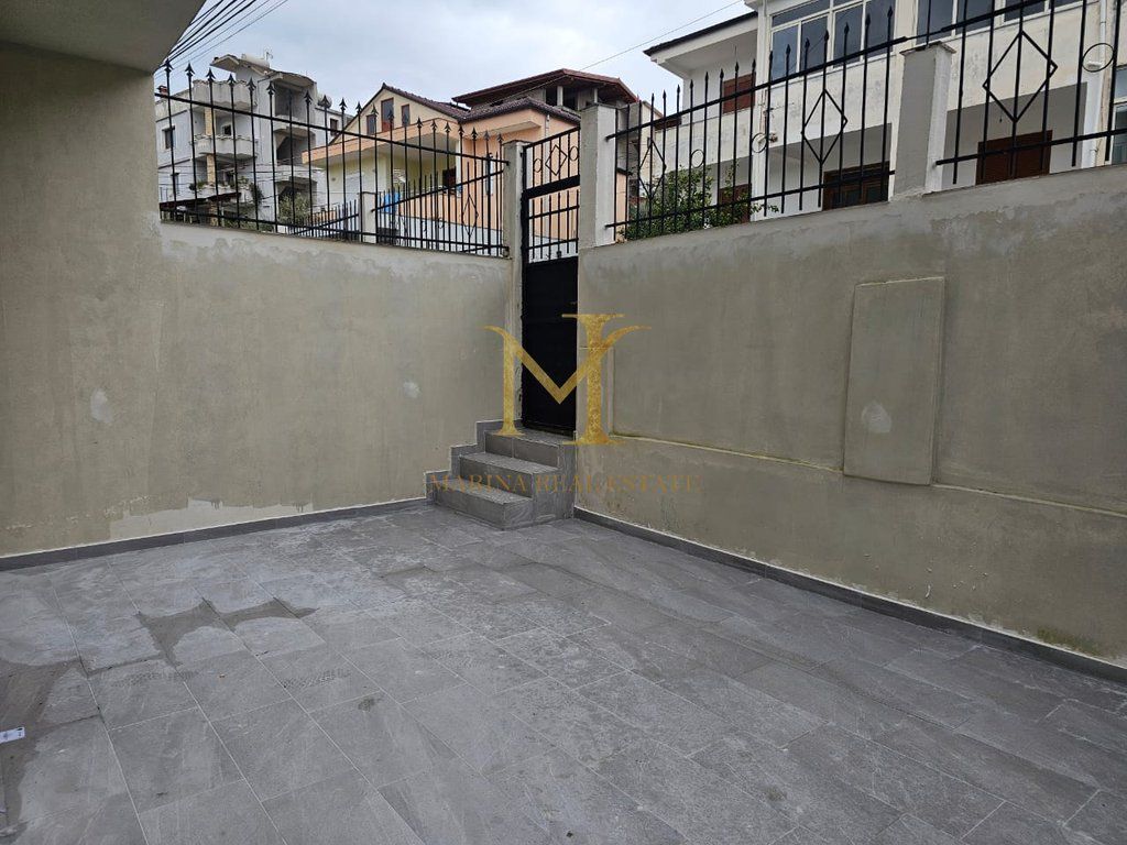 SHITET APARTAMENT 1+1+ OBORR TE SPITALI RAJONAL DURRES!