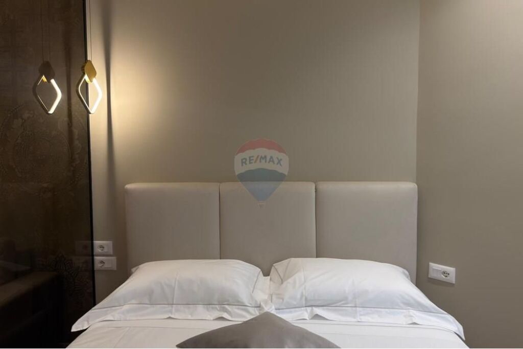 Super Studio Apartament – Sheshi Skënderbej!