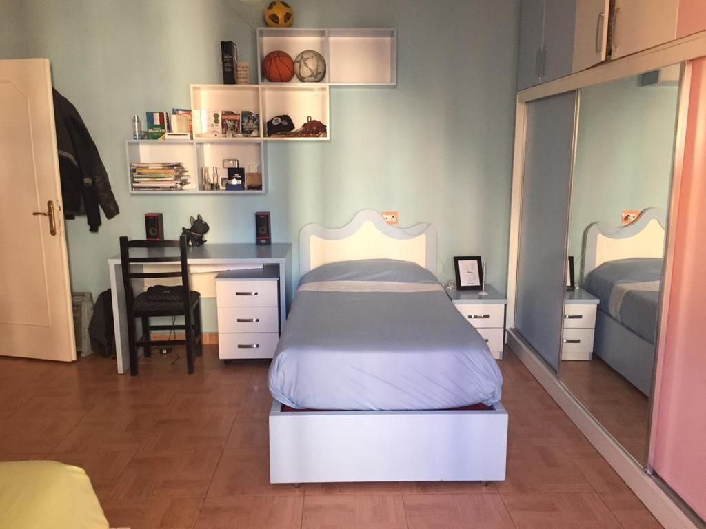 KOMUNA E PARISIT. APARTAMENT 2+1 ME QIRA