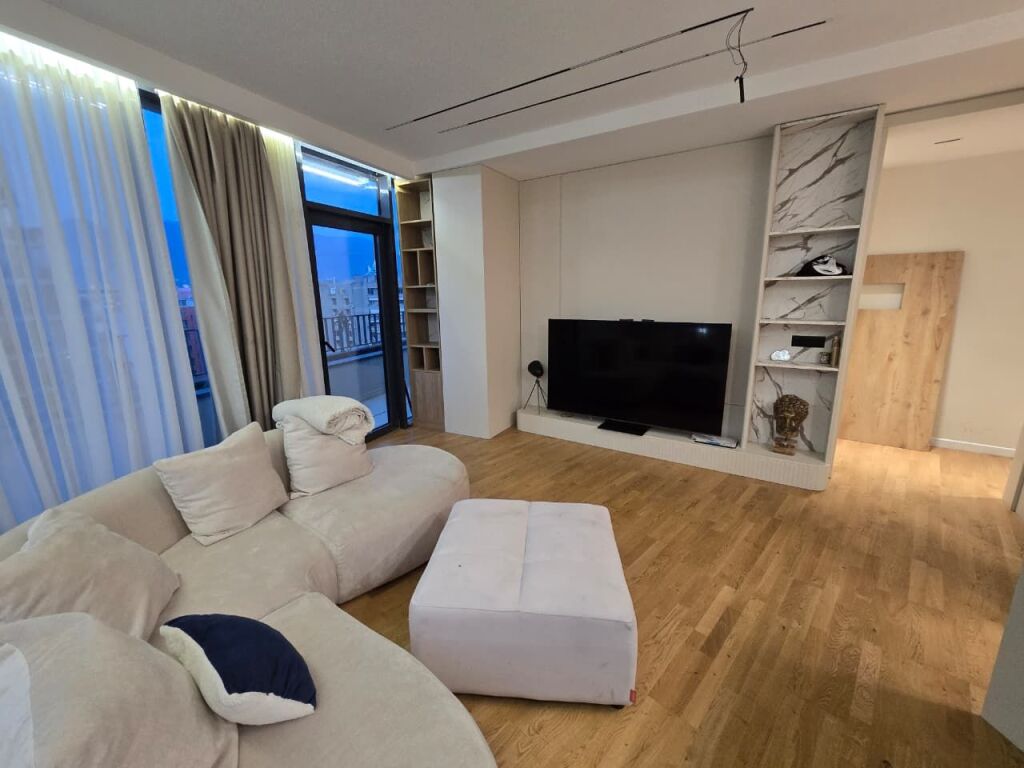 Apartament 2+1+2+Parkim   Me Qira Ne Lake View Residence