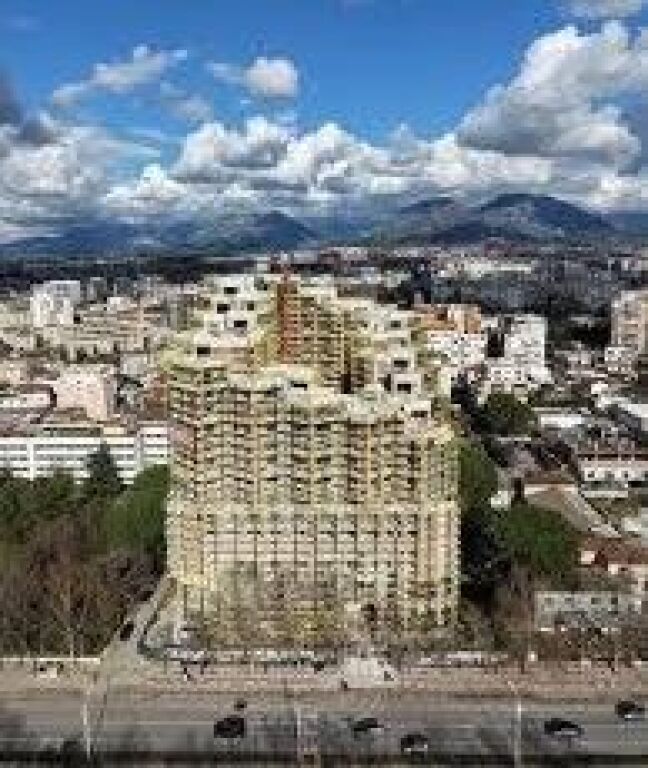 Vendesi in vendita 1+1 presso Colonnade