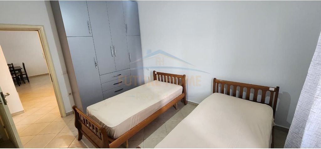 Affitto, Appartamento 2+1, Palazzi Cabej, Yzberisht