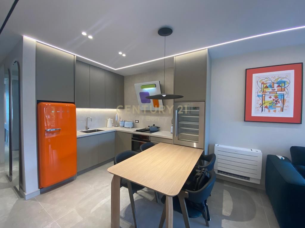 JEPET APARTAMENT 2+1+2T + POST PARKIMI, ME PAMJE DETI PER QERA TEK RESIDENCA "WHITE HILL"!!