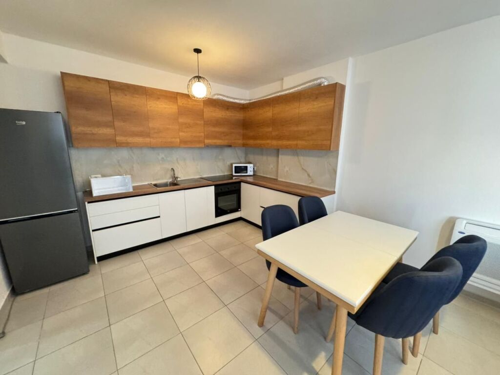 🏡 Apartment 2+1 + parking for rent  📍 Kodra e Diellit 1 💰 Price: 65,000 Lek / month