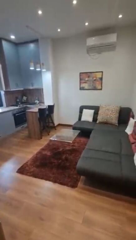 1+1 me qira ne Qender, te 9 katshet