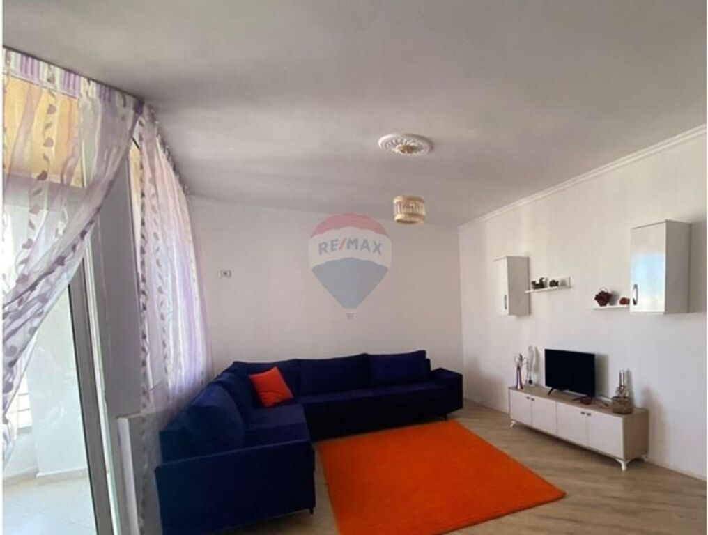 Apartment 1+1 for rent at Kompleksi Fratari Astir.