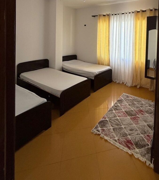 apartament me qira tek 21 dhjetori