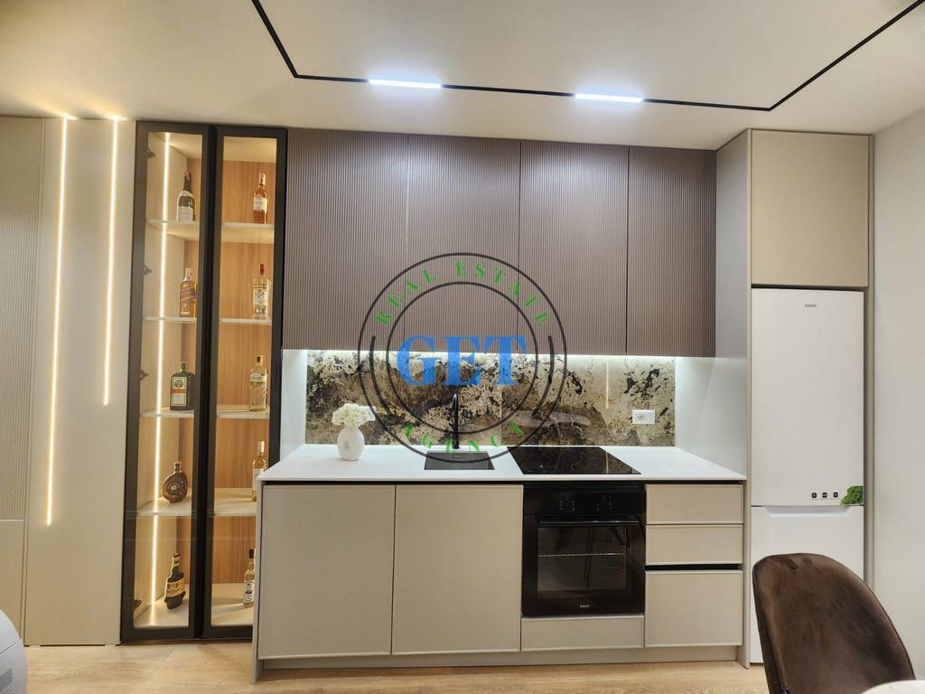 Shitet apartament 1+1 pranë Spar, Plazh,Durrës