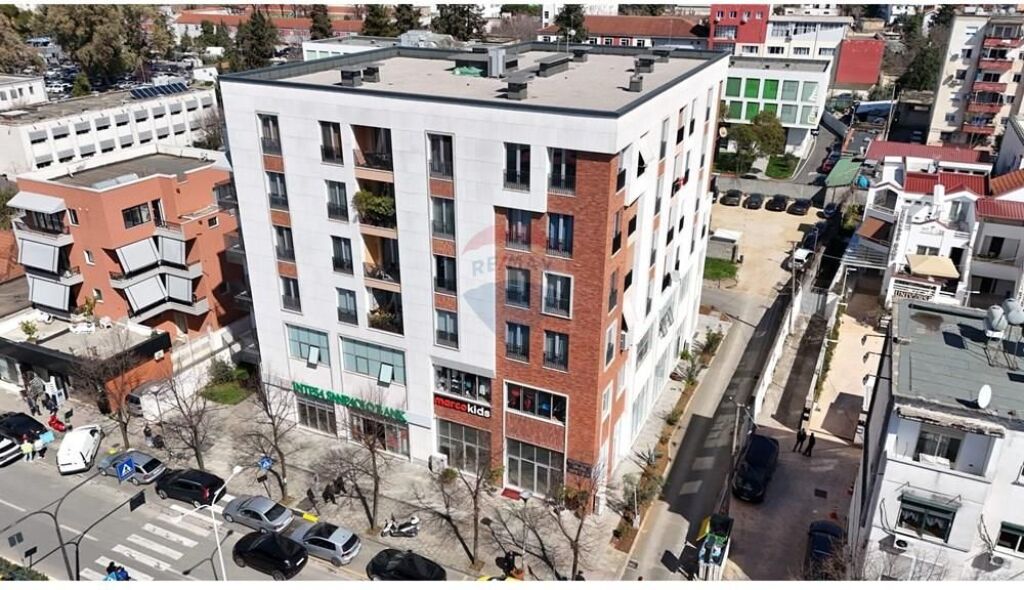 Negozio - In Vendita - Via Bardhyl, Tirana