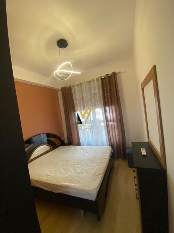 JEPET APARTAMENT 1+1+BLK ME QERA TE ALI DEMI 40.000 LEKE