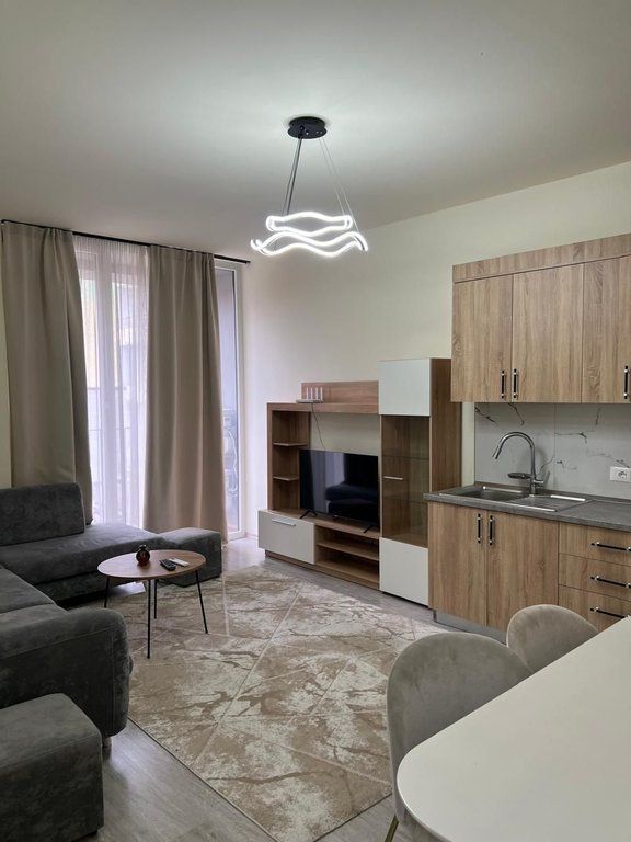 Shitet apartament 1+1 + post parkimi – Rruga Riza Cerova