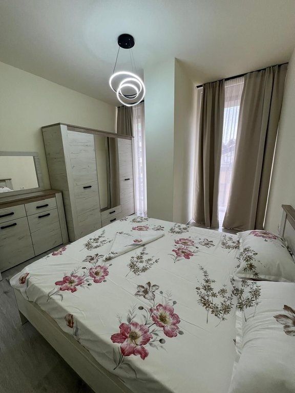 VIA RIZA CEROVA, VENDIAMO APPARTAMENTO 1+1+POSTO AUTO