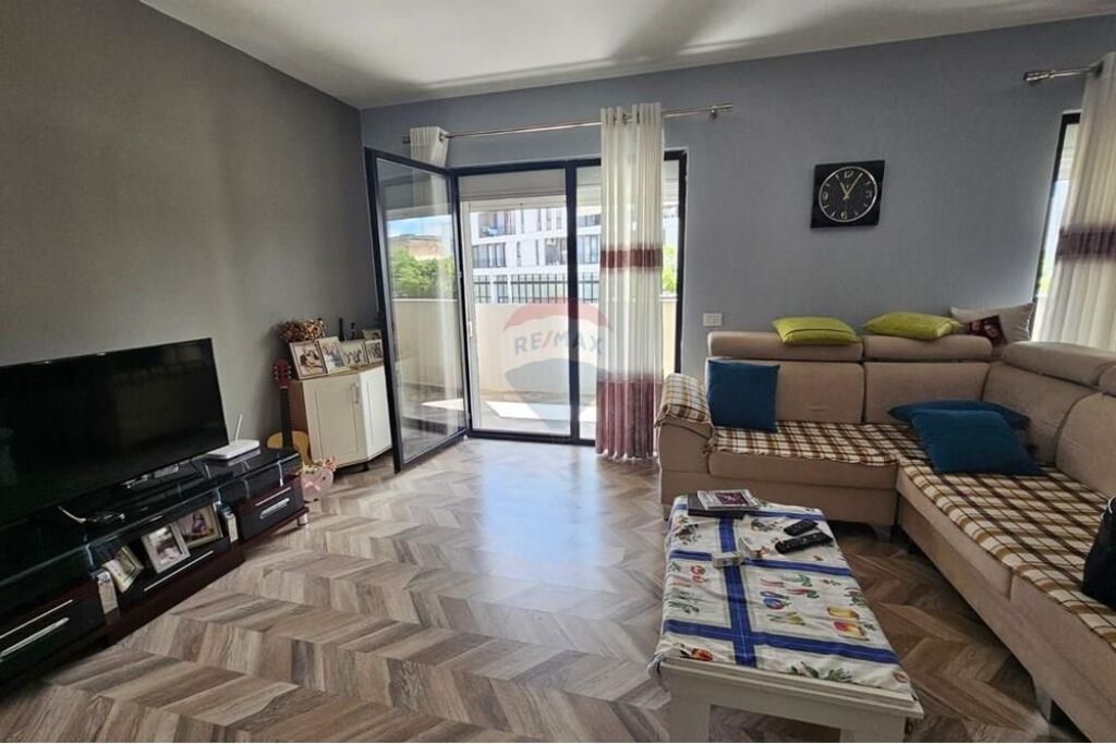 FOR SALE, APARTMENT 2+1, 5 MAJI STREET, TIRANA