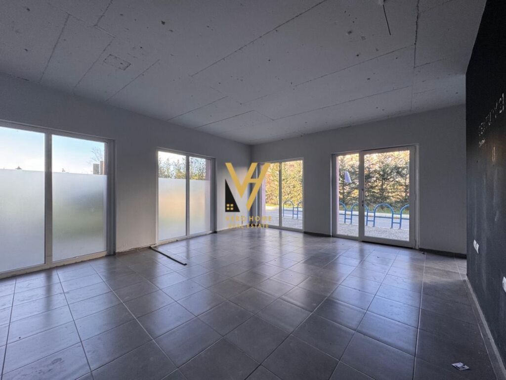 SHOP 94 M2 FOR RENT IN ALI DEM 600 EURO