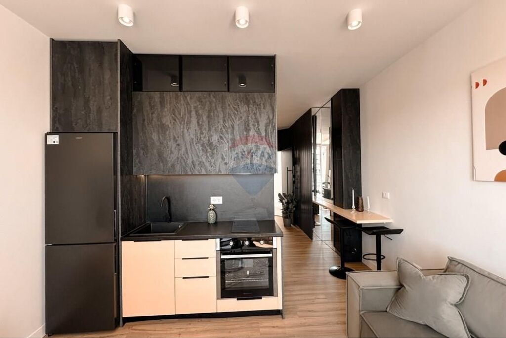 Garsoniere per qira ne Astir!