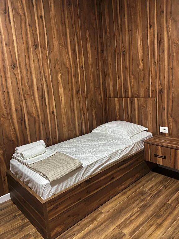 Jepet me qira apartament 2+1