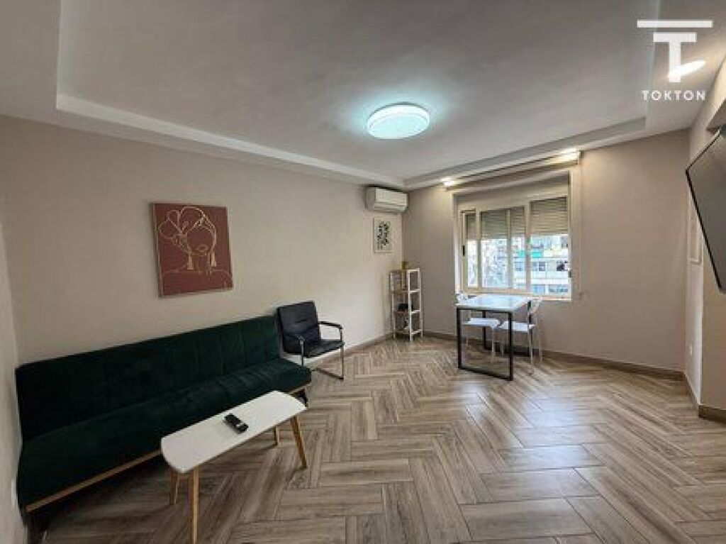 SHITET, APARTAMENT 1+1, RRUGA: "21 DHJETORI", TIRANË