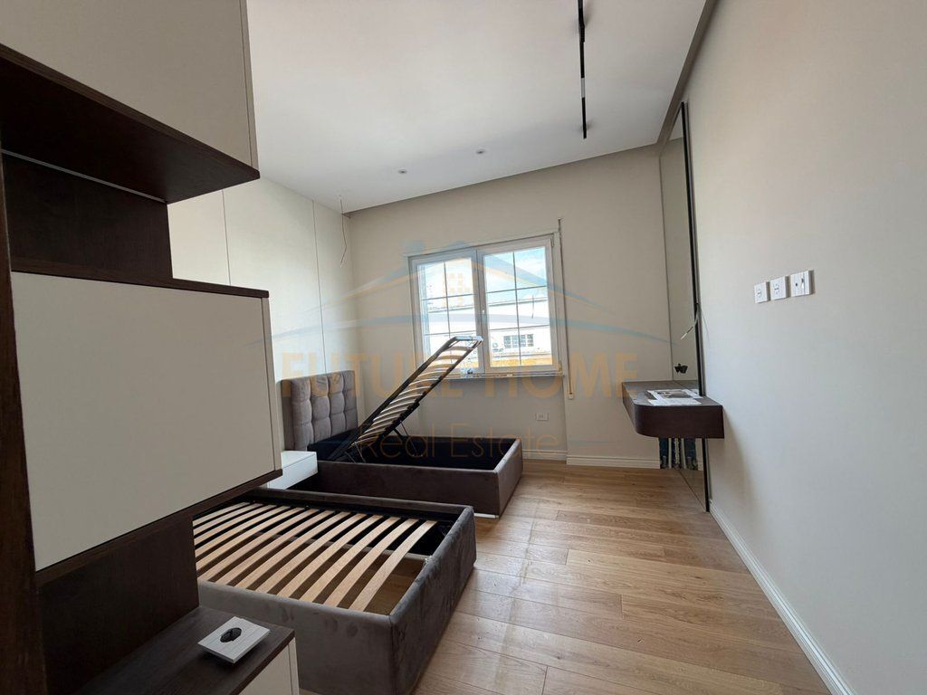 In vendita, Appartamento 2+1+2, Centro, Durazzo