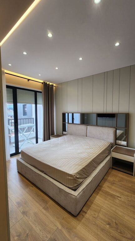 Shitet Apartament 2+1+2 – Rruga e Durrësit