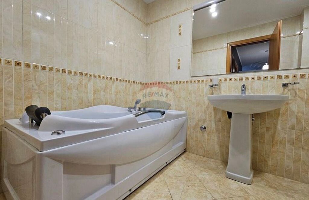 2+1 apartment for rent at the American Embassy ID: 530181090-105