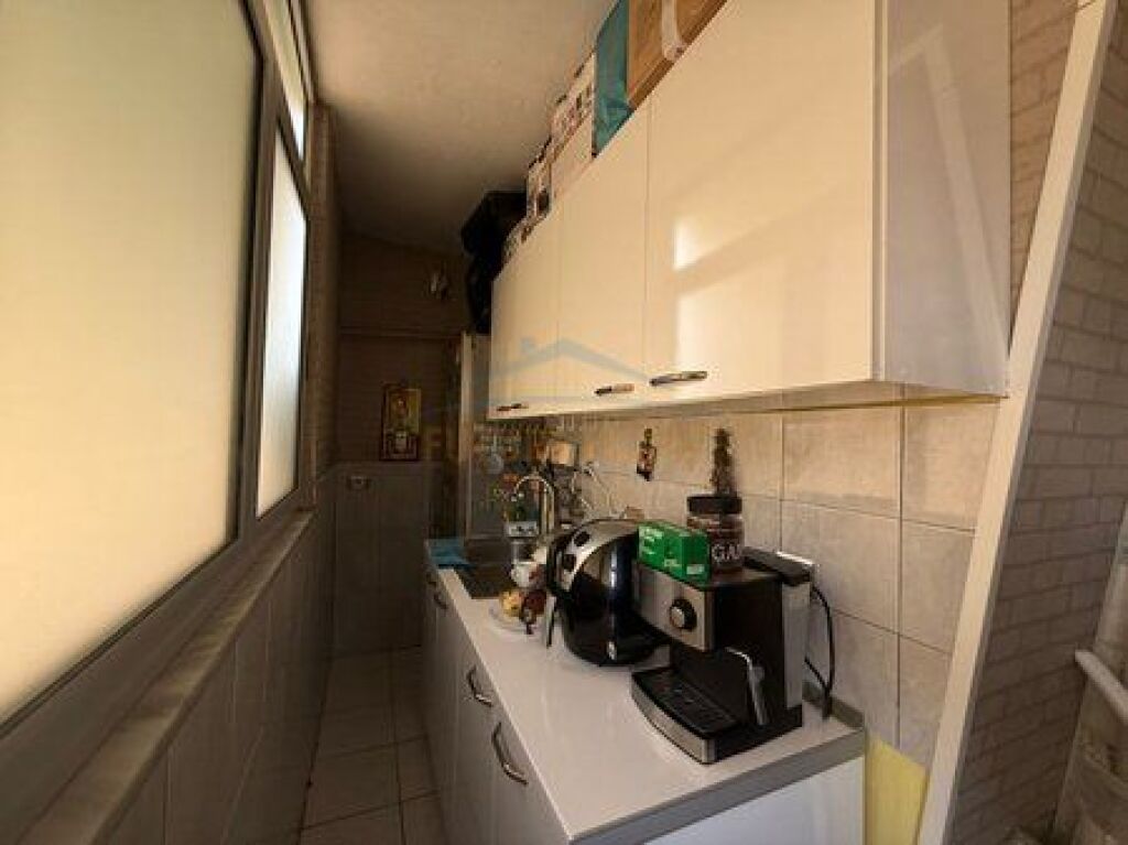 For sale, Apartment 1+1, Siri Kodra Street, Tirana