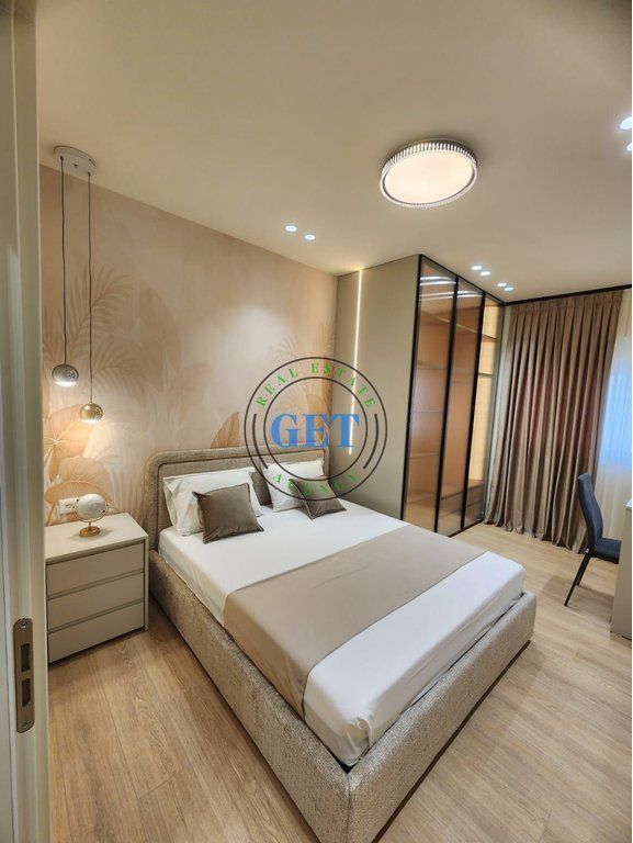 Shitet apartament 1+1 pranë Spar, Plazh,Durrës