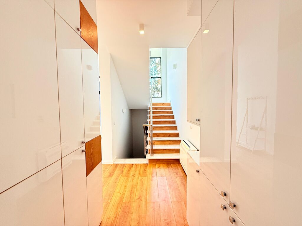 Jepet me qira vilë luksoze