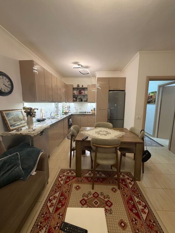 Apartament 2+1 per shitje prane Rez Kodra e Diellit!