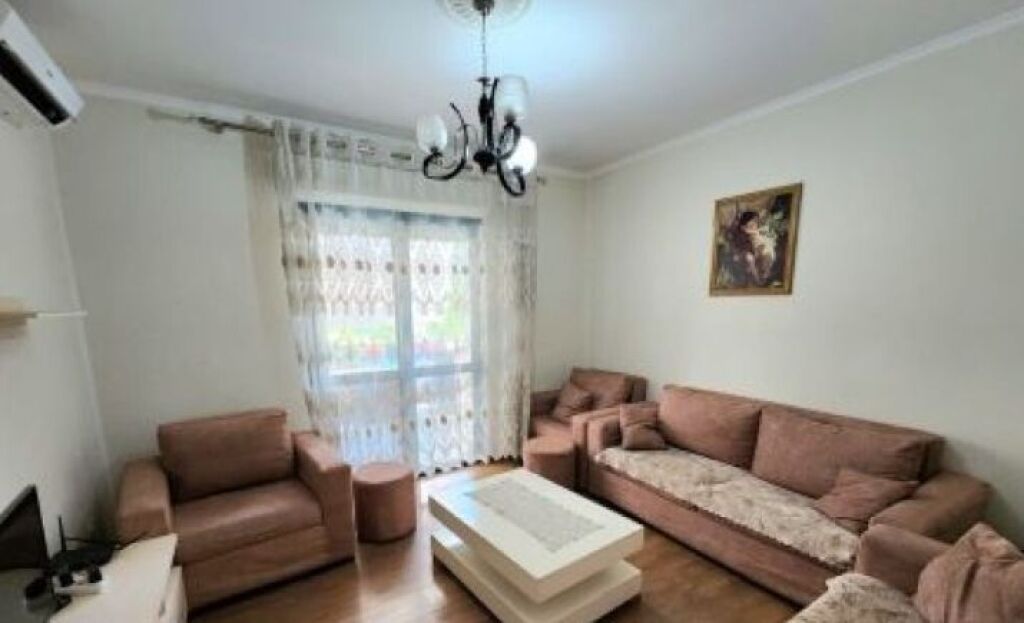 Apartment 3+1+2 for rent – comfortable and functional in an active area