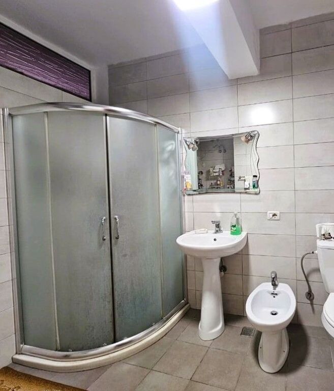 SHITET APARTAMENT 2+1 RRUGA DRITAN HOXHA