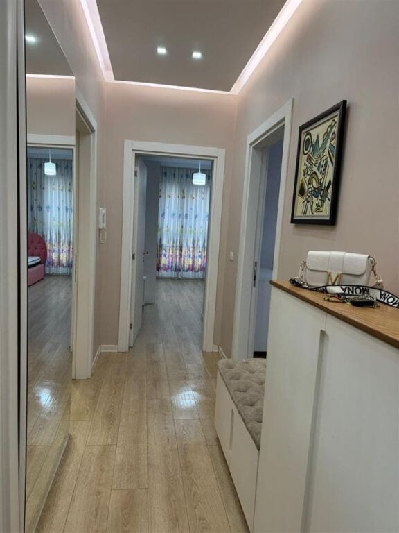 Apartament Me Qera 2+1+2+Post Parkimi prane Cassa Italia (ID B2201410) Tirane