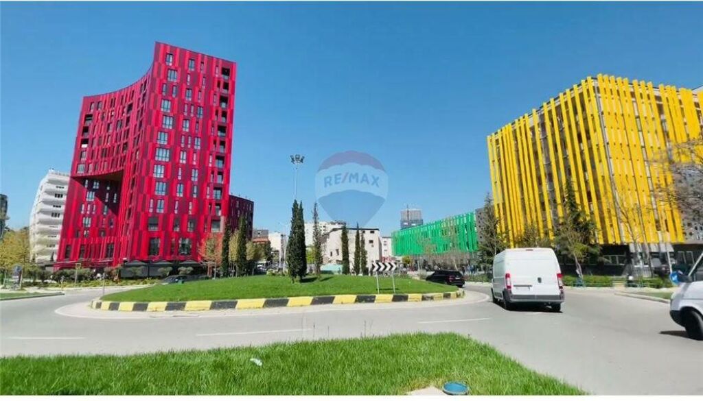 Dyqan ne shitje , Rruga e Elbasanit