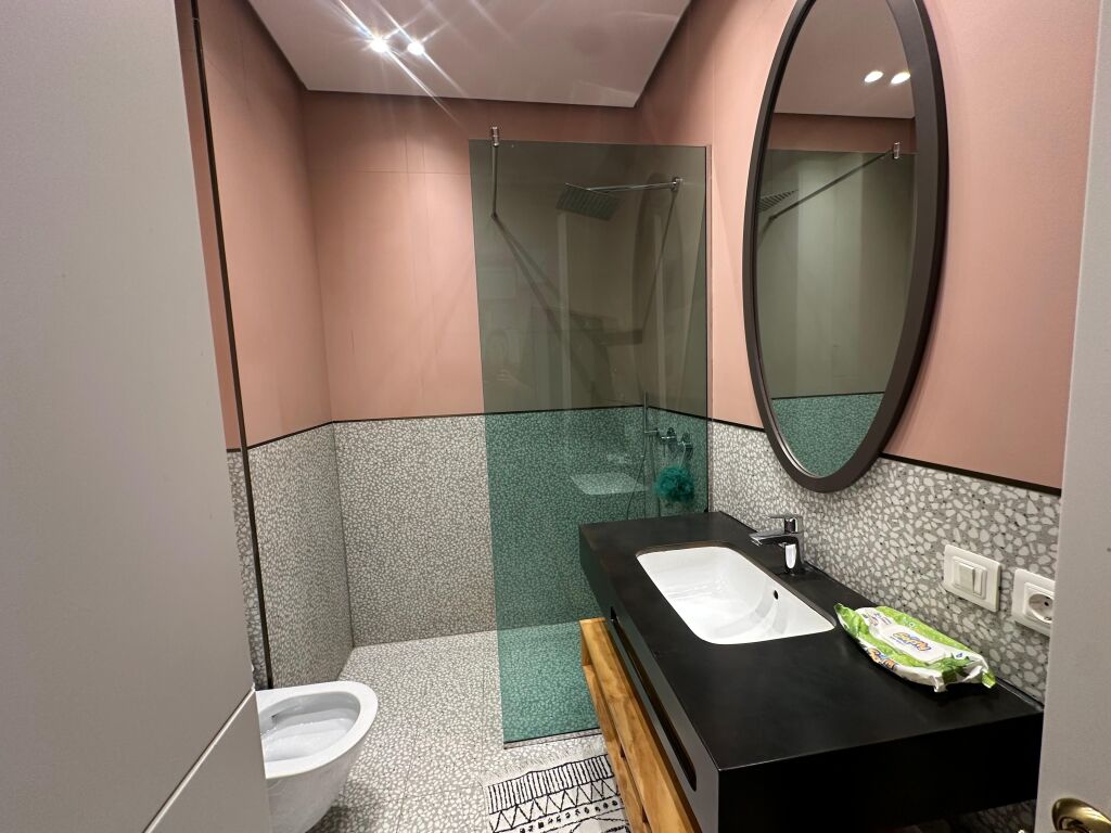 Qera 1+1+post parkimi Rruga e kosovareve.