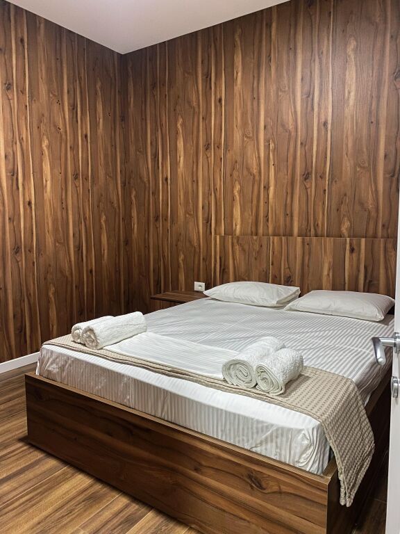 APARTAMENT 2+1 + PARKIM ME QERA TEK KOPSHTI ZOOLOGJIK