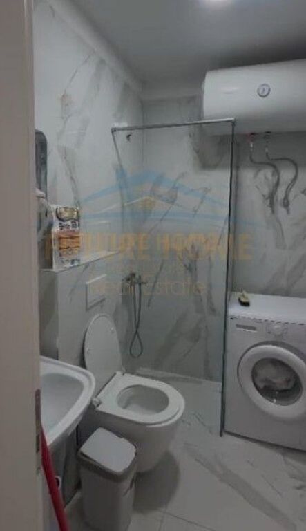 Qira, Garsoniere, Kodra e Diellit, Tiranë