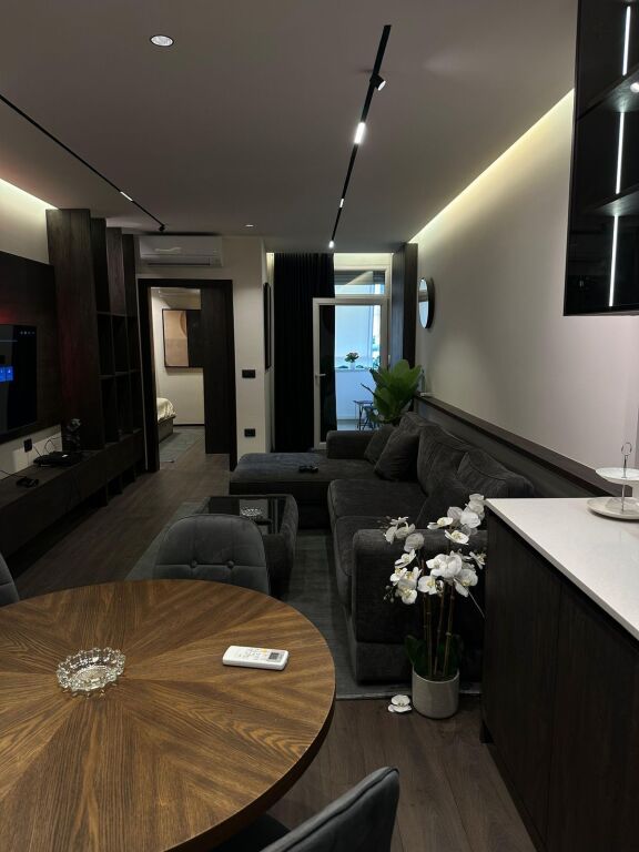 Affittasi 1+1 super appartamento 1000€ A Grepi i Arte Ex Esposizione