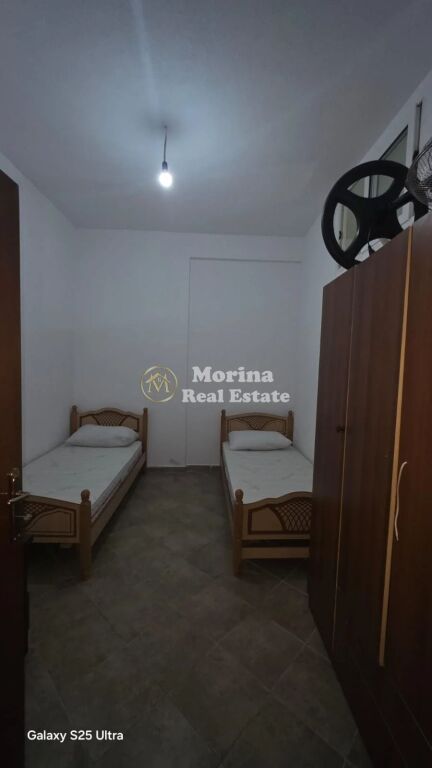 Qera | Shtëpi private 2 + 1 | Spitali Amerikan 2 | 350 €/muaj