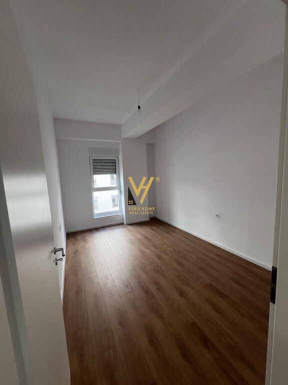 SHITET APARTAMENT 1+1+BLK TE ALI DEMI 11.000.000 LEKE