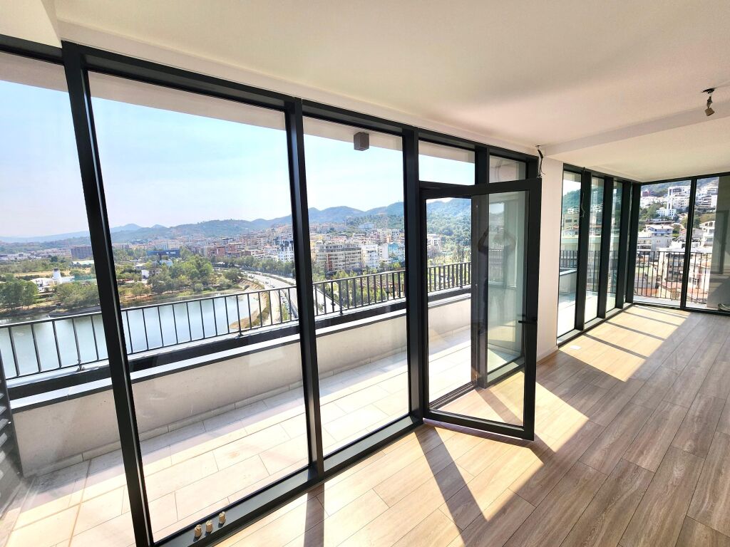 ☀️ Premium Office Space 📍 Lake View – Tirana Lake 135 m² | 3+1+2 WC &amp; 1 Parking Space + Huge Veranda With Stunning Views of Tirana Lake