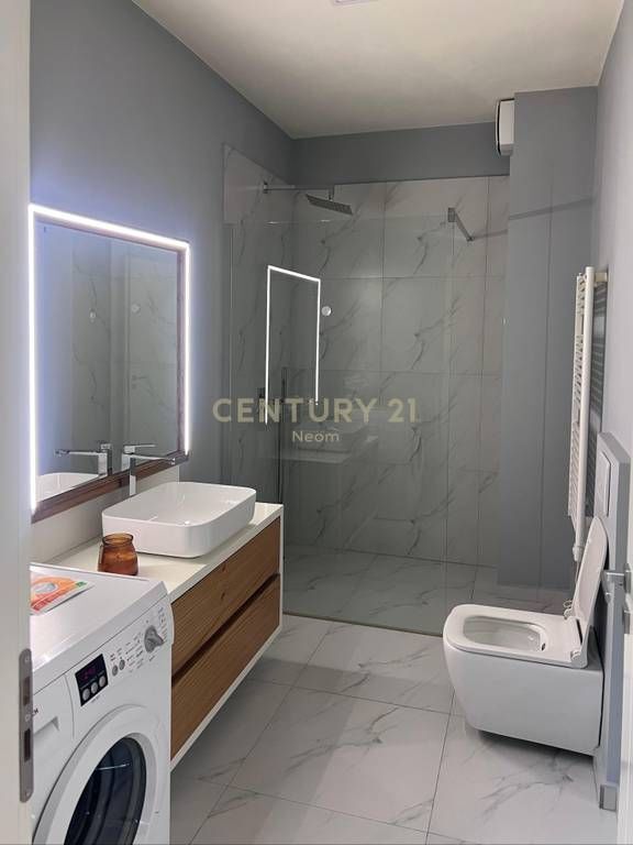 PENTHOUSE 3+1 IN AFFITTO VICINO AL GIARDINO ZOOLOGICO 1.000 € /Mese Superficie Totale 180m2