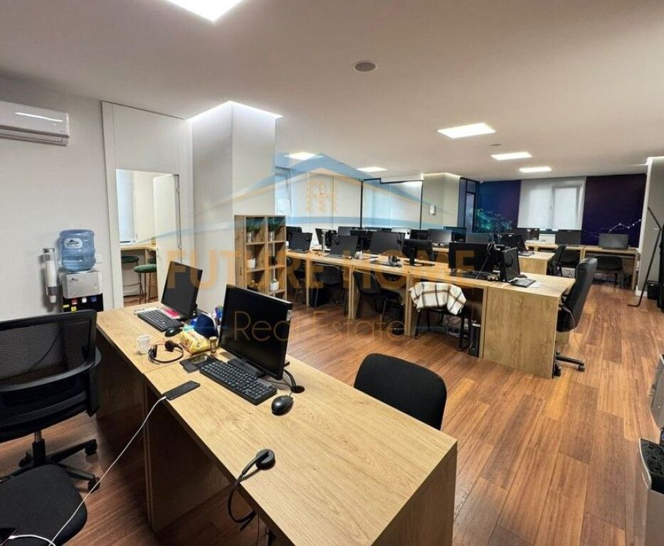 Qira, Ambient për Zyra , Shallvaret