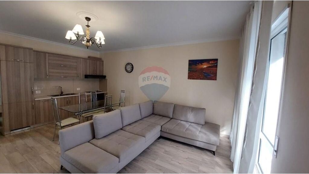 Apartament - Për Qira - QSUT, Tiranë