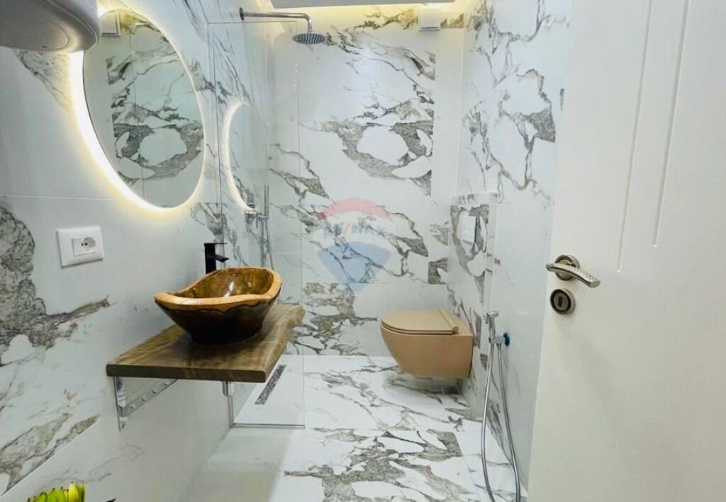 📍🏠Shitet Apartament Luksoz 2+1 Stadiumi Dinamo